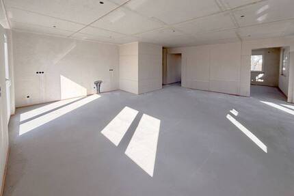 Neubau 4 - Zimmer Wohnung mit großzügigem Wohnbereich und Balkon - Kenzingen