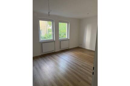 Ruhig & lichtdurchflutet - Altbau-Wohnung im Hinterhof - Stuttgart West