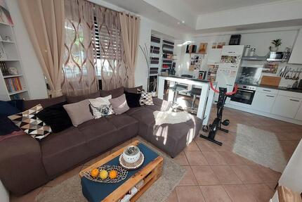 Schöne 2-Zimmer-Terrassenwhg. mit Einbauküche In Pfeffenhausen