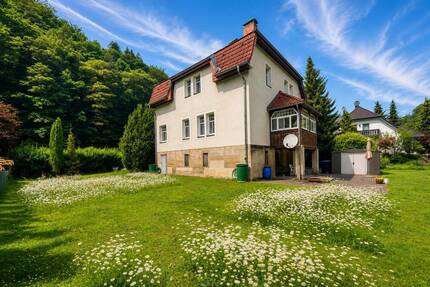 SCHÖNES EIN-BIS ZWEIFAMILIENHAUS IN GRÜNER RANDLAGE VON THARANDT