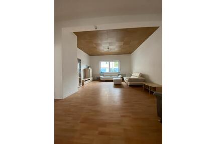 Erdgeschoss 3 Zimmer + Balkon - 988,00&nbsp;EUR Kaltmiete, ca.&nbsp; 90,00&nbsp;m&sup2; in Wissen (PLZ: 57537)