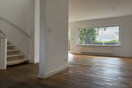 Stadthaus auf zwei Etagen - 749.000,00&nbsp;EUR Kaufpreis, ca.&nbsp; 105,00&nbsp;m&sup2;&nbsp;Wohnfl&auml;che in Berlin (PLZ: 13156) Niederschönhausen