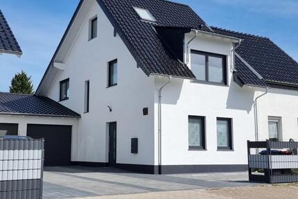 Doppelhaushälfte mit Vermietungspotenzial - Aachen Aachen-Mitte