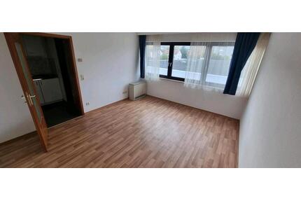 Helle 1 Zimmerwohnung (ca. 24qm) in Top lage von Aalen - Täferrot