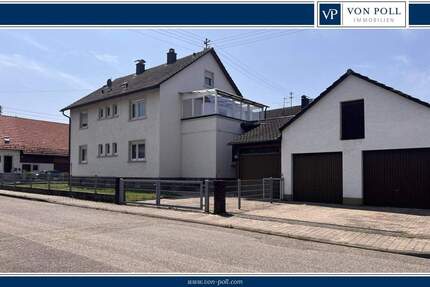 Zweifamilienhaus mit großem Grundstück und Erweiterungspotential - Baden-Baden / Sandweier
