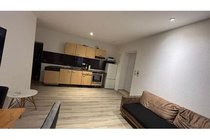 Zu verkaufen Haus im Zentrum von Land - Landau an der Isar