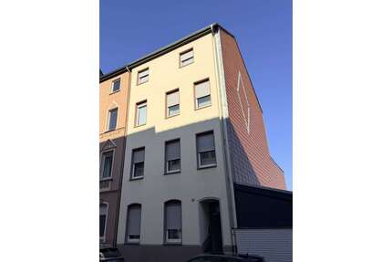 Haus zum Kaufen in Mönchengladbach 215.000,00 € 140 m²