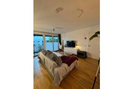 3-Zimmer-Wohnung mit Balkon! - 860,00&nbsp;EUR Kaltmiete, ca.&nbsp; 82,00&nbsp;m&sup2;&nbsp;Wohnfl&auml;che in Schweinfurt (PLZ: 97424) Musikerviertel und amerik. Siedlung