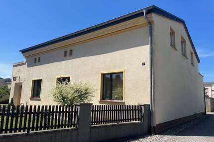 Haus zum Kaufen in Forst 165.000,00 € 168 m²