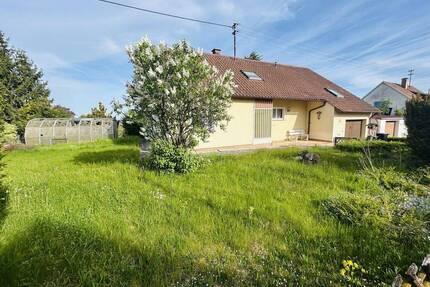 Charmantes Einfamilienhaus mit großem Grundstück - Kirchberg Jagst