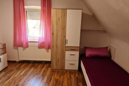 Zimmer Zu vermieten in Uhingen Sauber, Komfortabel & Preiswert