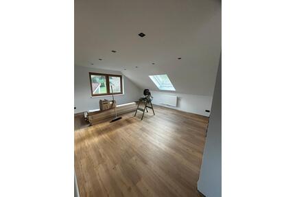 3 Zimmer Dachgeschosswohnung - 900,00&nbsp;EUR Kaltmiete, ca.&nbsp; 80,00&nbsp;m&sup2; in Frammersbach (PLZ: 97833)