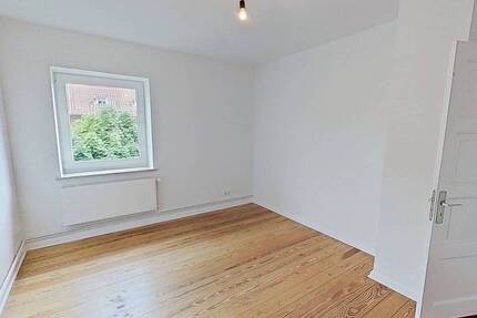 Große 3-Zimmer-Wohnung mit viel Lichteinfall und modernem Bad - Rendsburg