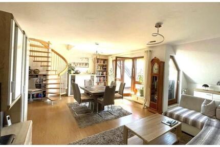 Großzügige Maisonettewohnung mit Dachloggia in Remseck-Aldingen - Remseck am Neckar