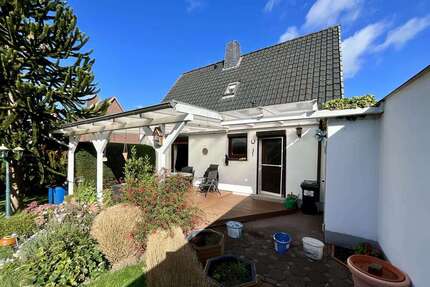 Haus zum Kaufen in Bremerhaven 179.000,00 € 80.99 m²