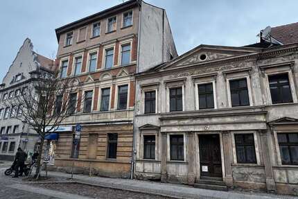 Haus zum Kaufen in Nauen 570.000,00 € 610 m²