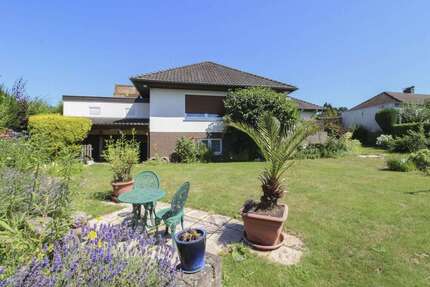 Haus zum Kaufen in Hameln 349.000,00 € 206.72 m²