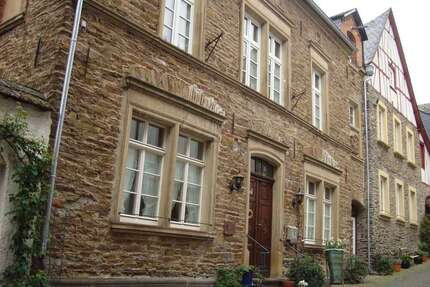 Haus zum Kaufen in Senheim 399.000,00 € 399 m²