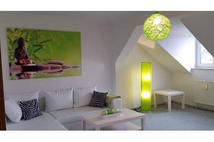 renovierungsbedürftige 2-Zimmer ETW zum 9,6-fachen der Jahresnettokaltmiete - Zwickau Bahnhofsvorstadt