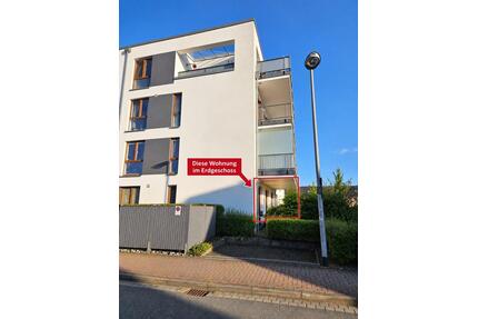 Komfortable 2,5-Zimmer-Erdgeschosswohnung mit eigenem Garten - Glinde