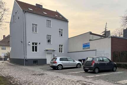 Haus zum Kaufen in Berlin 980.000,00 € 204 m²
