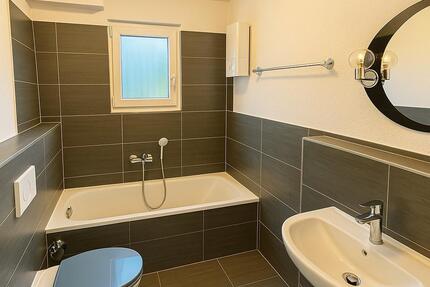 Frisch sanierte 2-ZKB-Wohnung mit Balkon – zentral in Kaisersesch