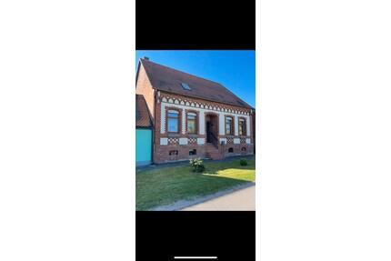 Einfamilienhaus ohne Provision - 149.500,00&nbsp;EUR Kaufpreis, ca.&nbsp; 125,00&nbsp;m&sup2; in Jerichow (PLZ: 39319)