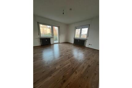 Helle Wohnung 4ZKB mit Balkon in Urschmitt 550€ kalt - Gevenich