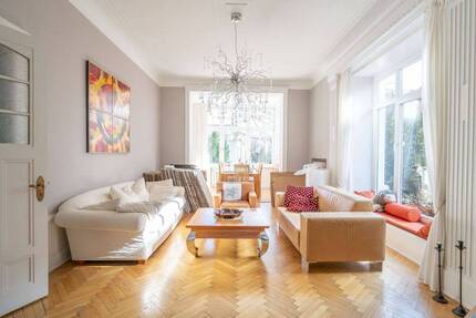 Großzügige und helle Altbauwohnung in Oldenfelde - Hamburg Rahlstedt