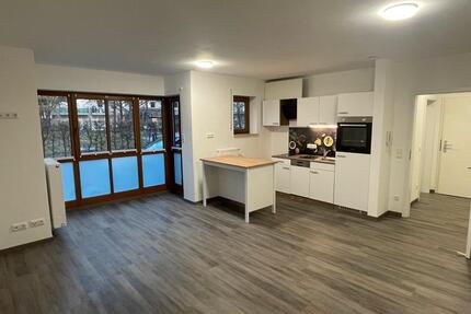 Erstbezug nach Sanierung: Helle 1‑Zimmer‑Whg (36 m²) mit TG, EBK - Regensburg Gallingkofen