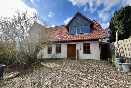 Haus zum Kaufen in Springe Alvesrode 291.000,00 € 117 m² - Springe / Alvesrode