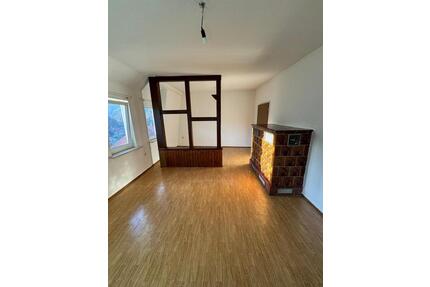 2 Raum Wohnung - 300,00&nbsp;EUR Kaltmiete, ca.&nbsp; 45,00&nbsp;m&sup2; in Zella-Mehlis (PLZ: 98544)