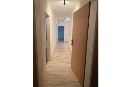 Wohnung in Schnaitheim - 800,00&nbsp;EUR Kaltmiete, ca.&nbsp; 88,00&nbsp;m&sup2; in Heidenheim an der Brenz (PLZ: 89520) Aufhausen