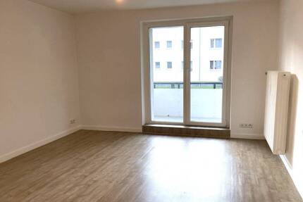 Bezugsfreie 3-Zimmerwohnung mit eigenem Garten, im idyllischen Berliner Umland - Rauen