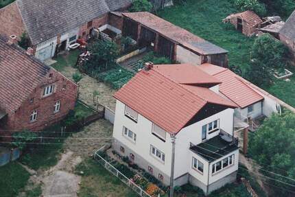 Großzügige Immobilie, geeignet als Ein- oder Zweifamilienhaus - Provisionsfrei - Neißemünde Coschen