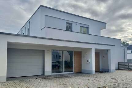 Wohnung zum Mieten in Hanau 2.570,00 € 193.7 m²