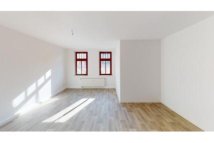 Lichtdurchflutete Dachgeschosswohnung mit Wanne - Chemnitz Hilbersdorf