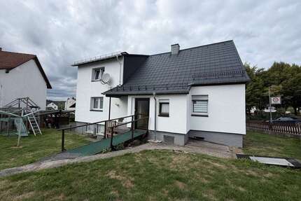 Haus zum Kaufen in Hohenahr 269.000,00 € 180 m²