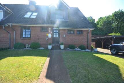 Haus zum Kaufen in Neumünster 440.000,00 € 260 m²