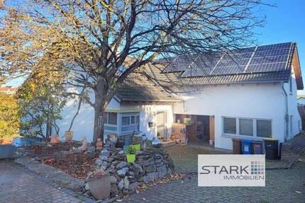 Familienidyll mit Panorama – modernes Wohnen in bester Lage! - Grünsfeld