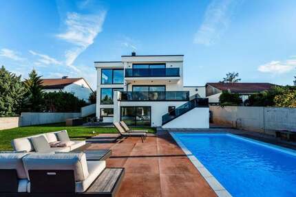 Haus zum Kaufen in Darmstadt 6.200.000,00 € 421.95 m²