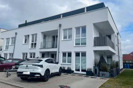 Schöne helle 2-Raum Wohnung mit Balkon in Rostock Gehlsdorf