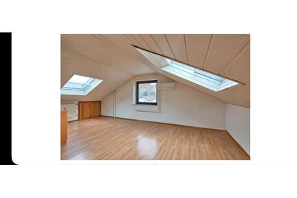 2,5 Zimmer Wohnung mit Klimaanlage, Dachgeschoss - Aschaffenburg Damm