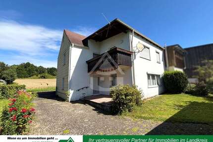 Haus zum Kaufen in Wunsiedel Göpfersgrün 86.000,00 € 161 m² - Wunsiedel / Göpfersgrün