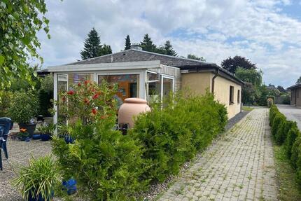 Strandnaher Bungalow als Kapitalanlage mit großem Grundstück - Flensburg Fruerlund