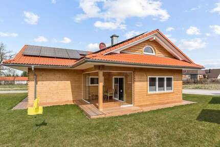 Haus zum Kaufen in Weiltingen 575.000,00 € 102.5 m²