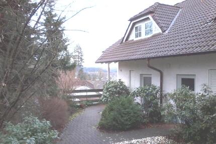 Modernes Zweifamilienhaus, Mietobjekt, 1,2 km zum Zentrum - Bergneustadt