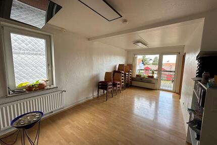 Große 3-Zimmer Wohnung, Balkon, Stellplatz& Garage möglich - Goslar Immenrode