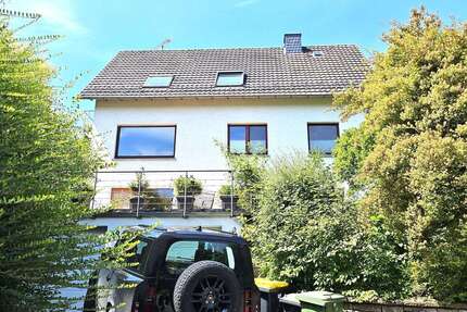 Haus zum Kaufen in Lohmar 495.000,00 € 190 m²