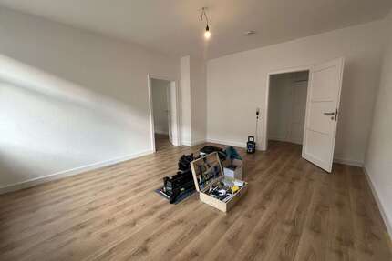 Wohnung zum Mieten in Delitzsch 480,00 € 63.76 m²
